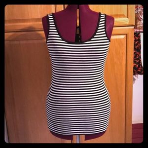 Max studio tank top NWOT